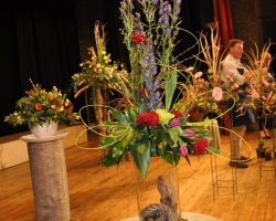 Kempston flower club April 2011 010sm